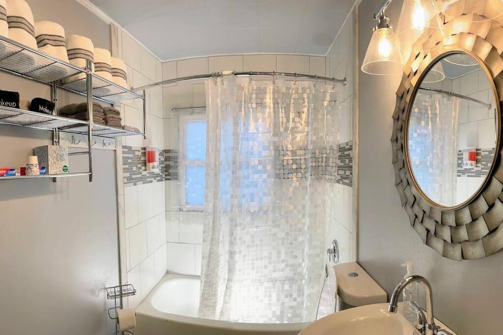 Ferienwohnung *King Bed/3Bds House Near Naval Base & 6Flags* Waukegan Exterior foto